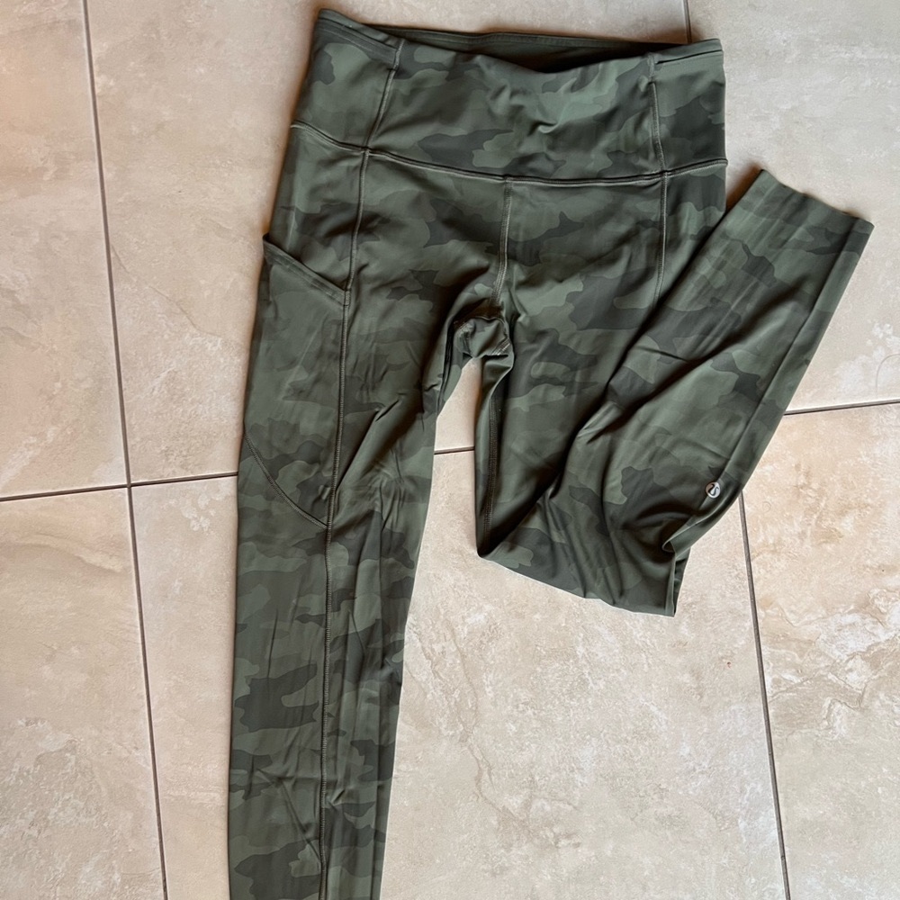 Lululemon Fast & Free Tights Size 8